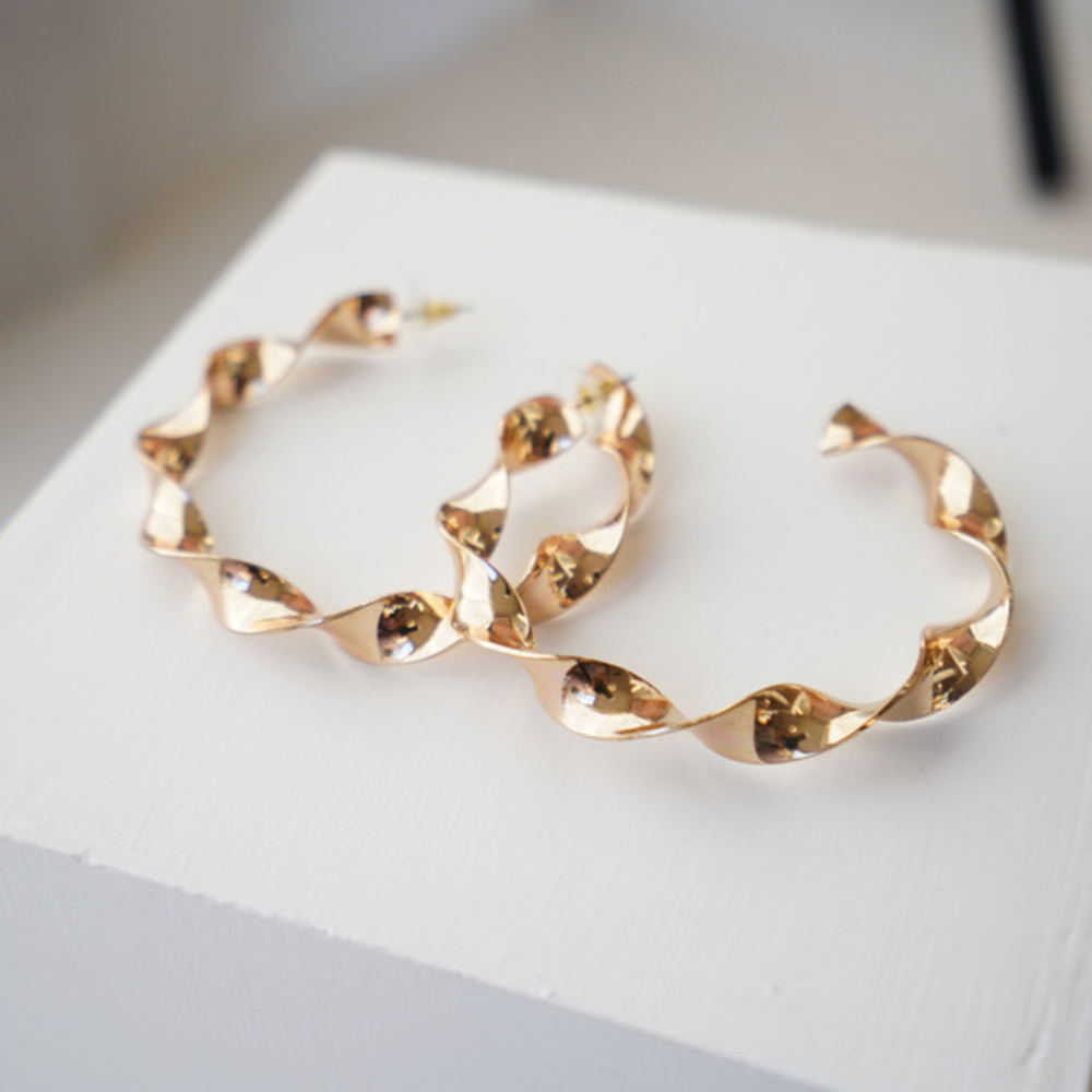 4/$25 Gold Twisted Wave Hoop Earrings